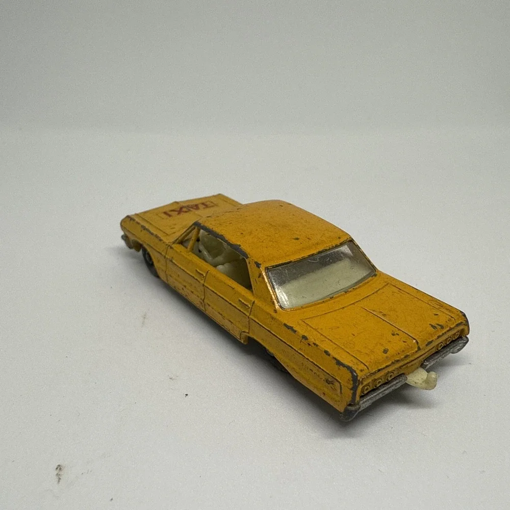 Vintage Lesney Matchbox #20 Impala Taxi Yellow Car Metal Diecast Toy Vehicle